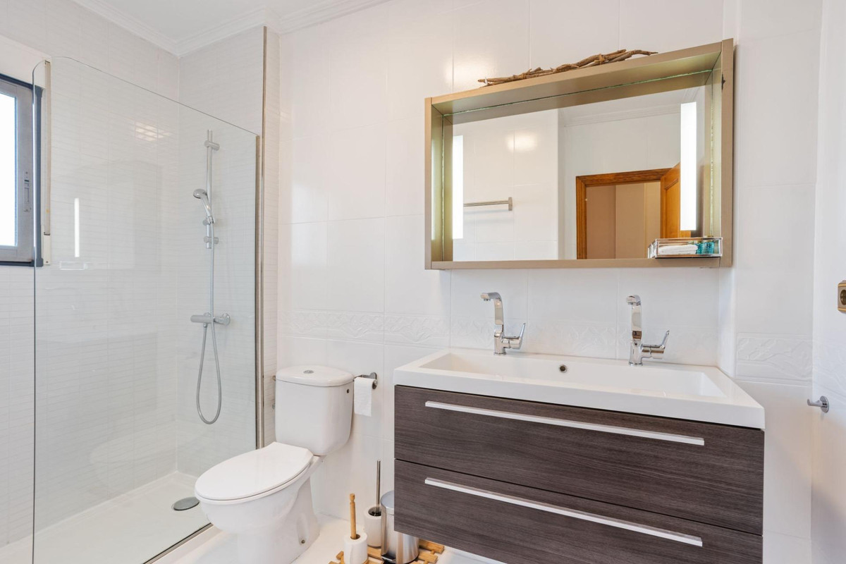2 Bed Townhouse for sale in La Regia Costa Blanca, Alicante, Spain