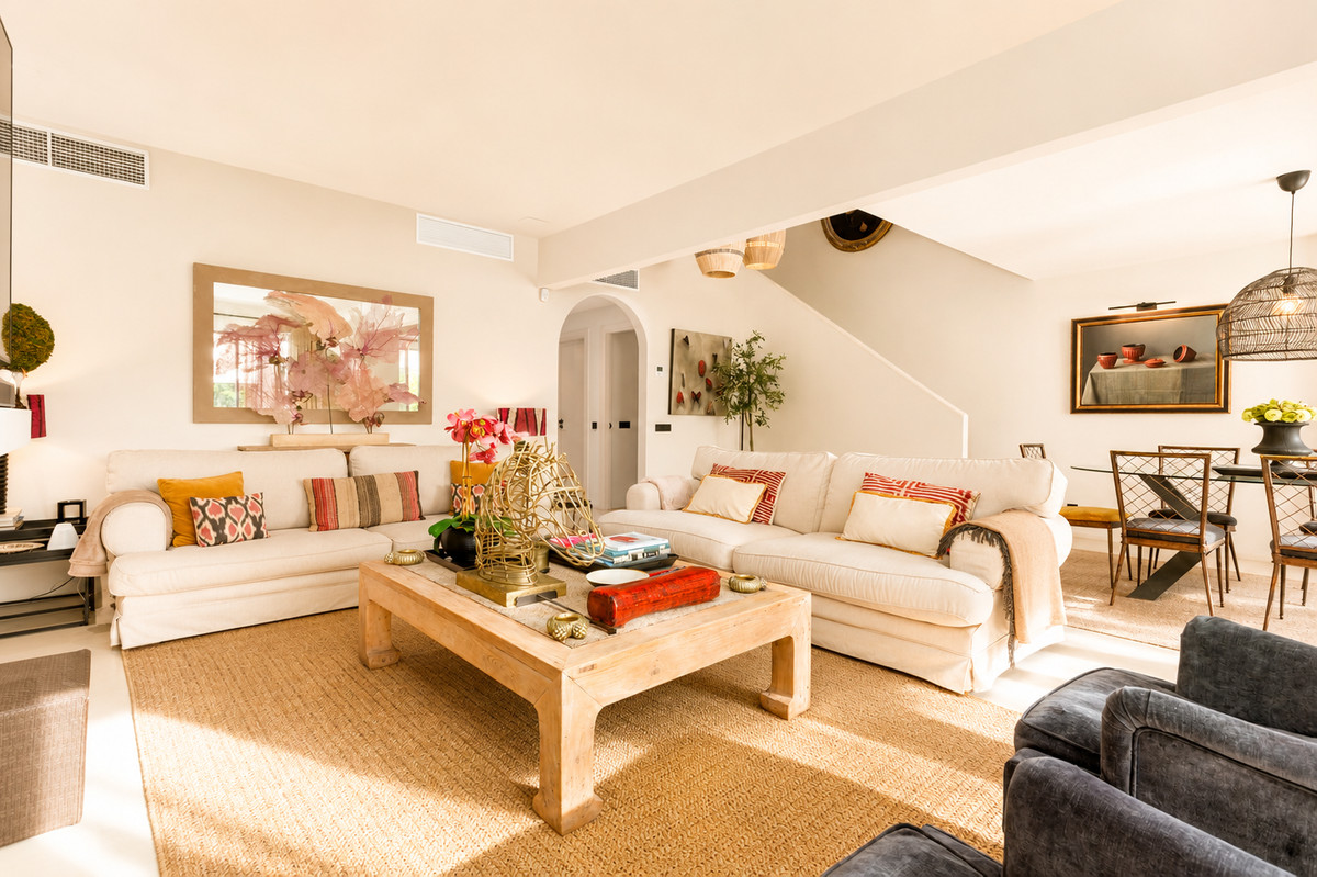 6 Bed Townhouse for sale in Guadalmina Alta Costa Del Sol, Málaga, Spain