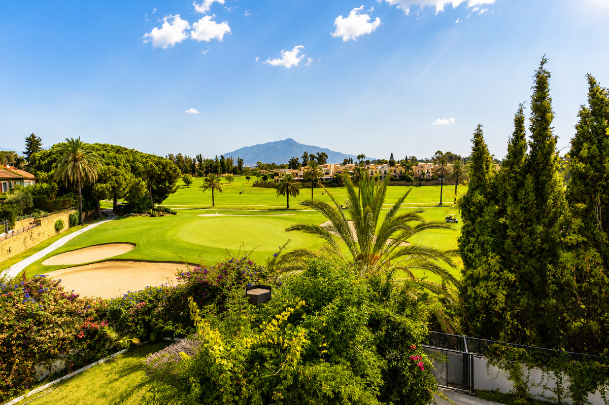 6 Bed Townhouse for sale in Guadalmina Alta Costa Del Sol, Málaga, Spain