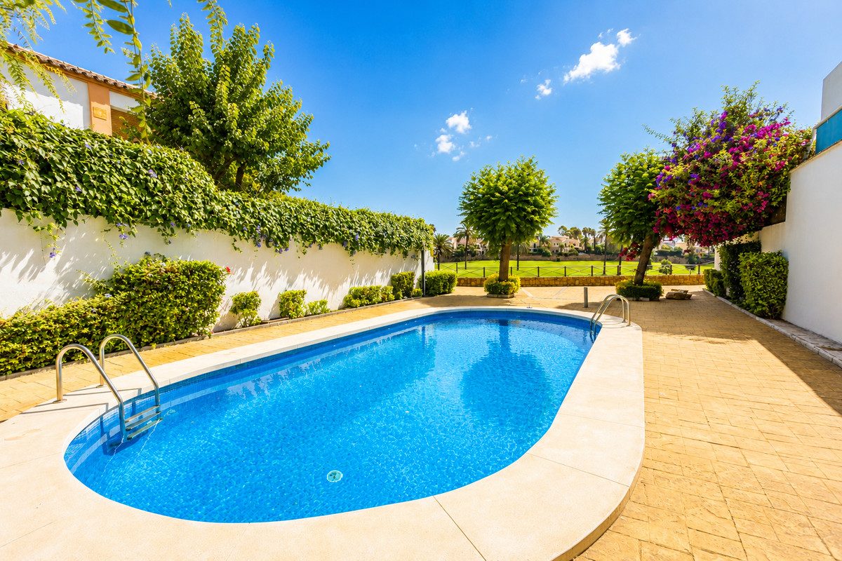 6 Bed Townhouse for sale in Guadalmina Alta Costa Del Sol, Málaga, Spain