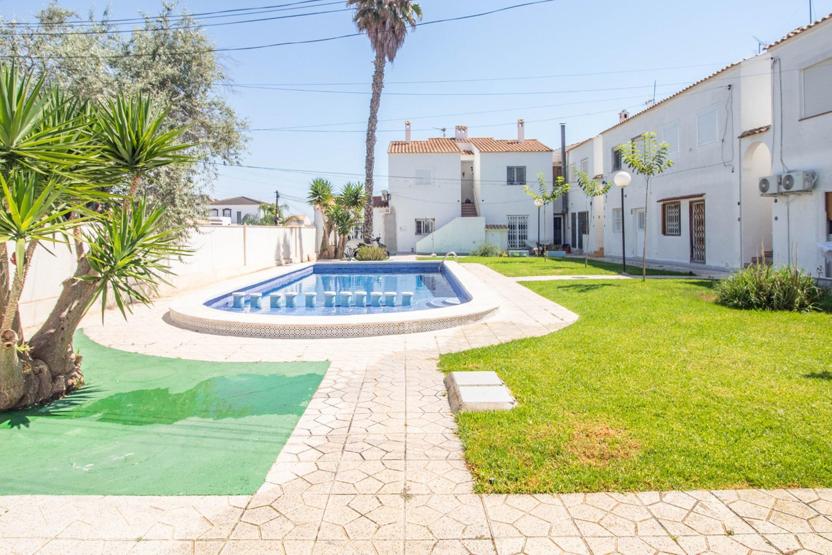 2 Bed Townhouse for sale in Cabo Roig Costa Blanca, Alicante, Spain