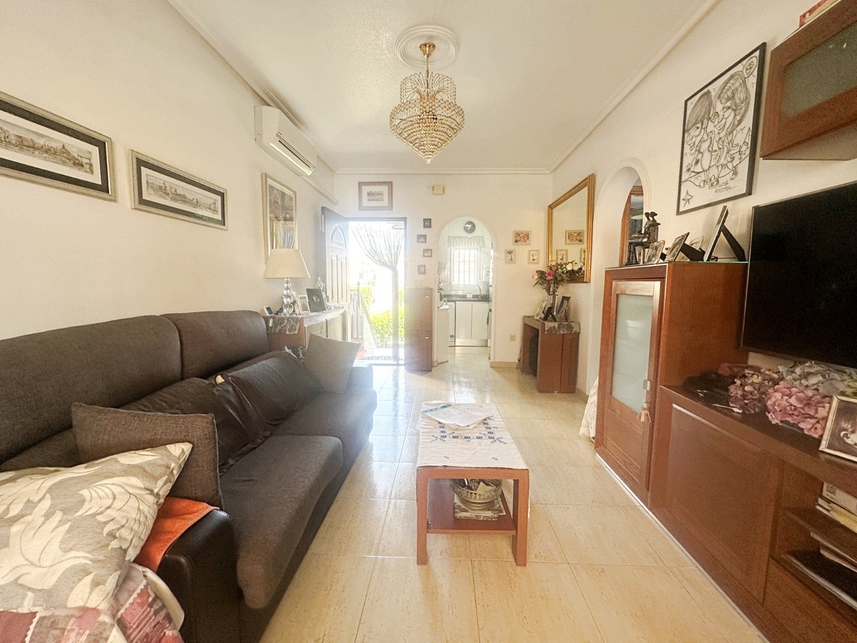 2 Bed Townhouse for sale in Aguas Nuevas Costa Blanca, Alicante, Spain