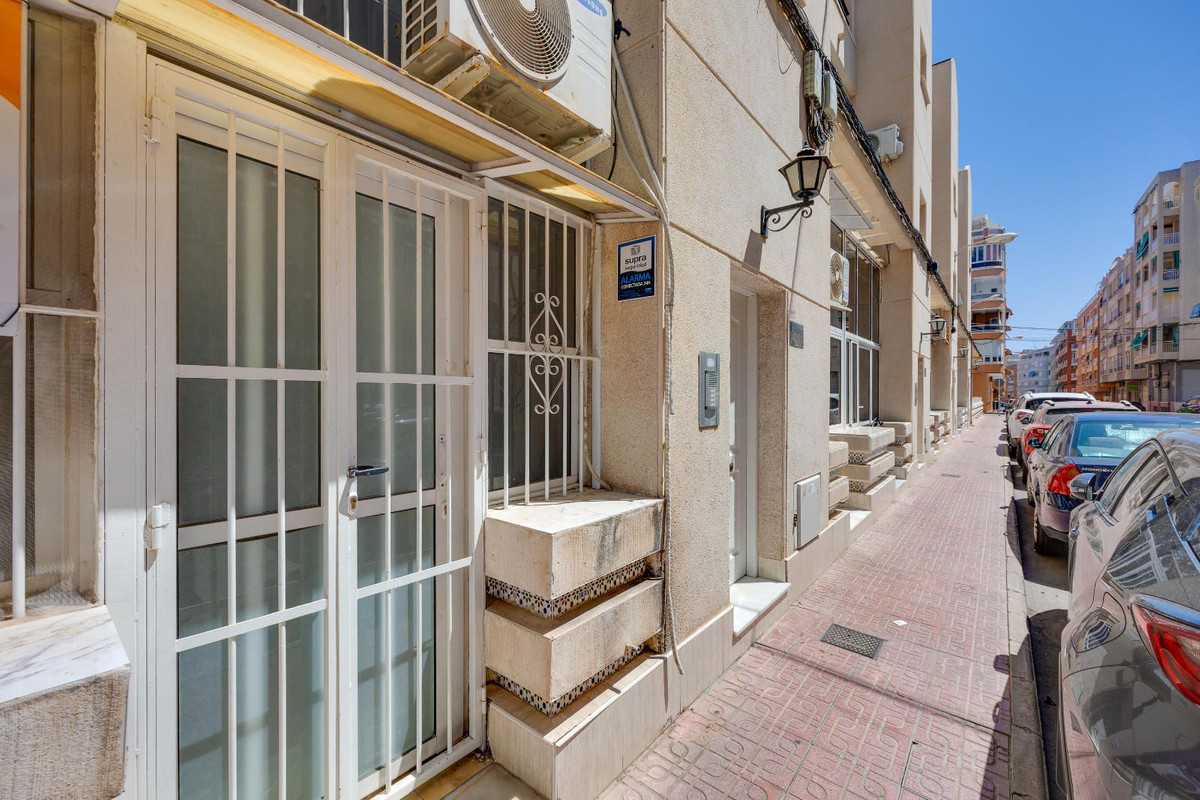 1 Bed Apartment for sale in Playa Del Cura Costa Blanca, Alicante, Spain