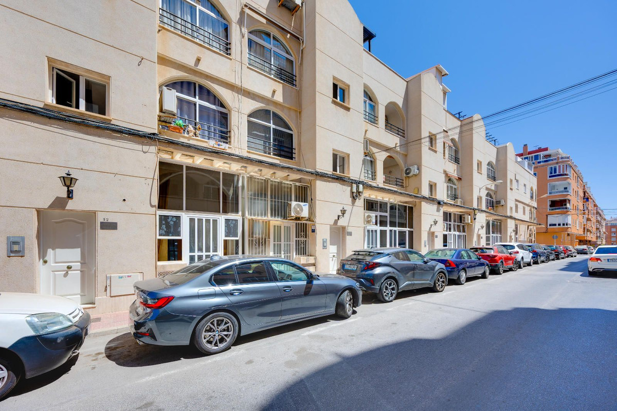 1 Bed Apartment for sale in Playa Del Cura Costa Blanca, Alicante, Spain