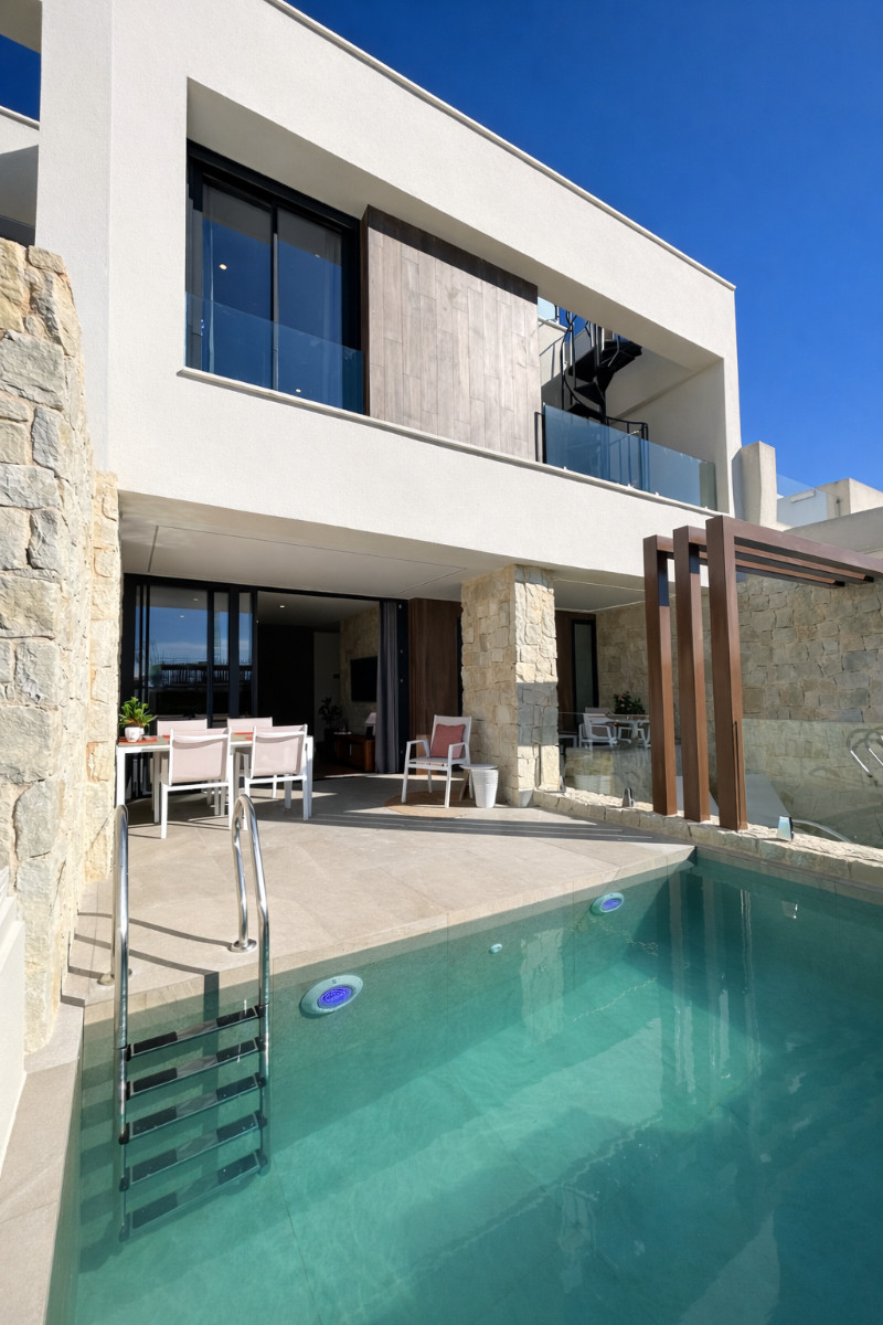 Se vende Adosada de 3 dormitorios en Costa Blanca, Alicante, España