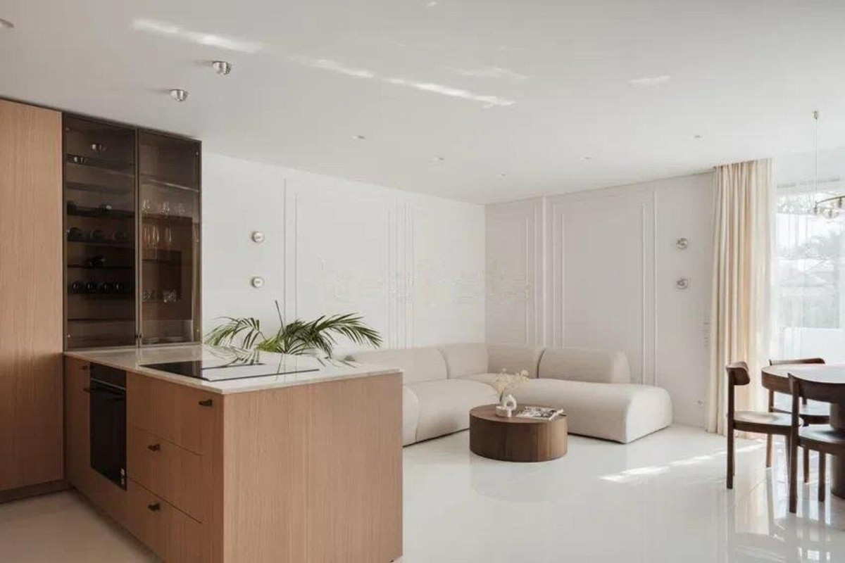 3 Bed Apartment for sale in San Pedro De Alcántara Costa Del Sol, Málaga, Spain