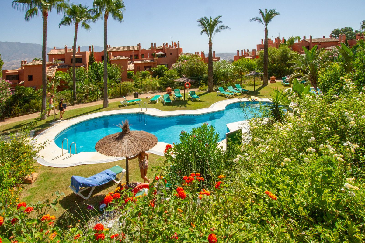 Se vende Apartamento Planta Baja de 2 dormitorios en Costa Del Sol, Málaga, España