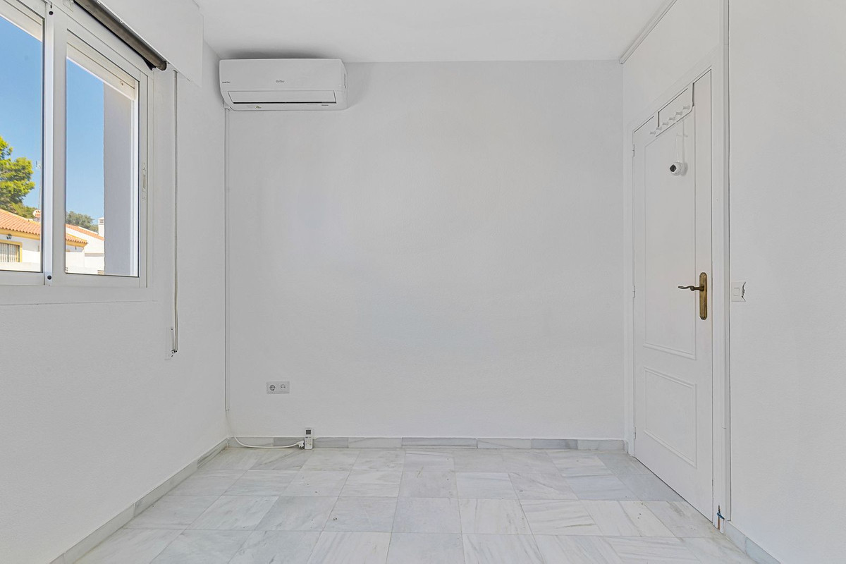 Se vende Adosada de 4 dormitorios en Costa Del Sol, Málaga, España