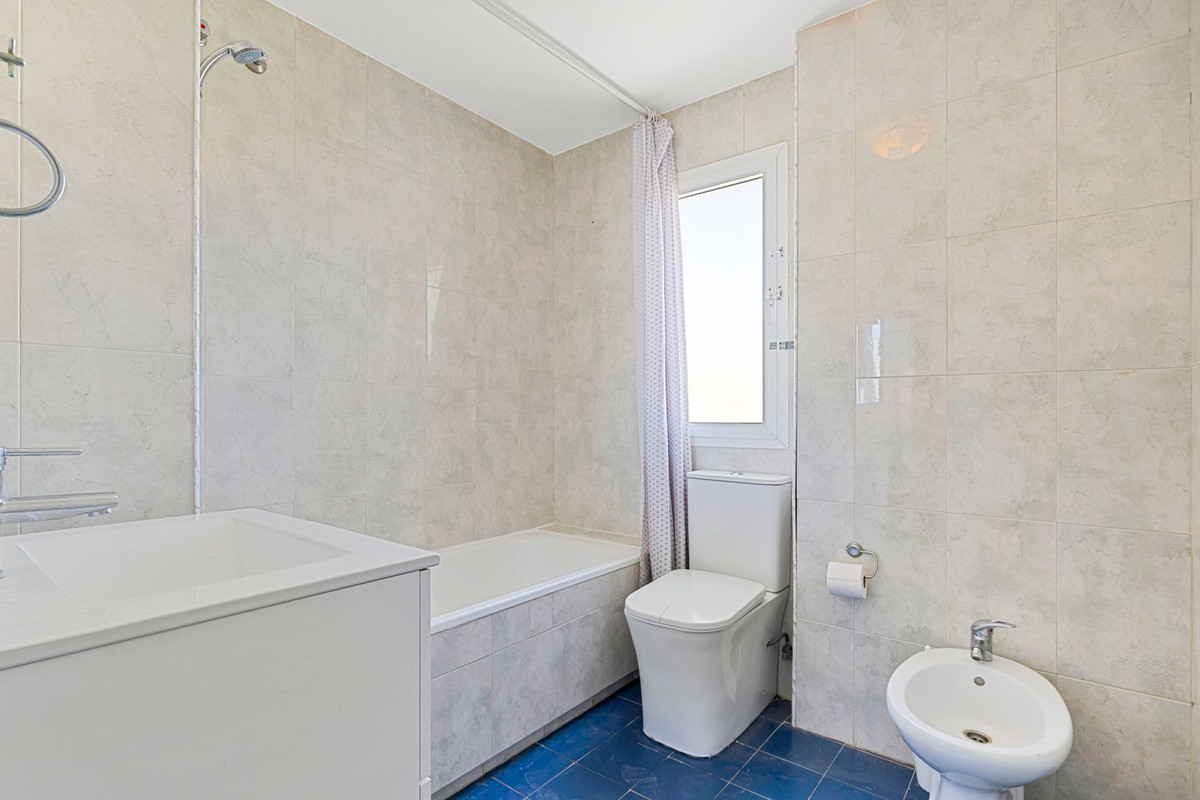 Se vende Adosada de 4 dormitorios en Costa Del Sol, Málaga, España