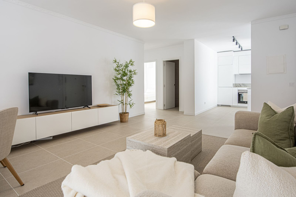 Se vende Apartamento Planta Media de 3 dormitorios en Costa Del Sol, Málaga, España