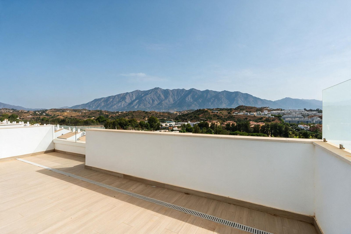 Se vende Apartamento Planta Media de 2 dormitorios en Costa Del Sol, Málaga, España
