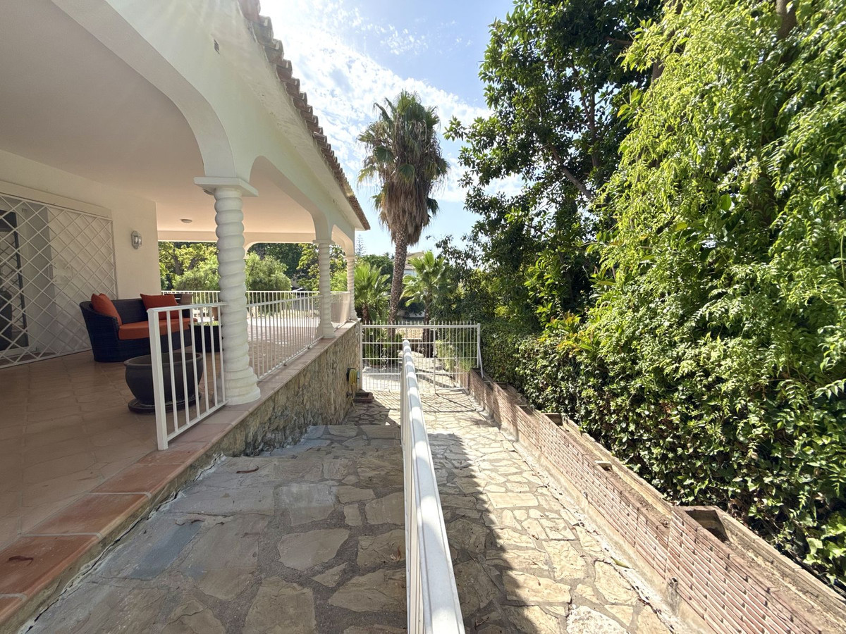 3 Bed Townhouse for sale in San Pedro De Alcántara Costa Del Sol, Málaga, Spain