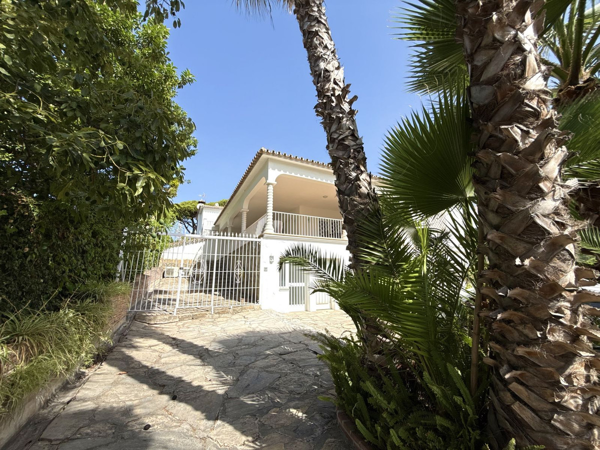 3 Bed Townhouse for sale in San Pedro De Alcántara Costa Del Sol, Málaga, Spain