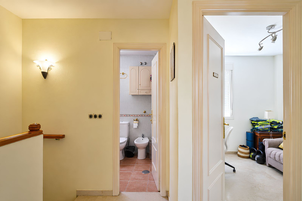 Se vende Adosada de 4 dormitorios en Costa Del Sol, Málaga, España