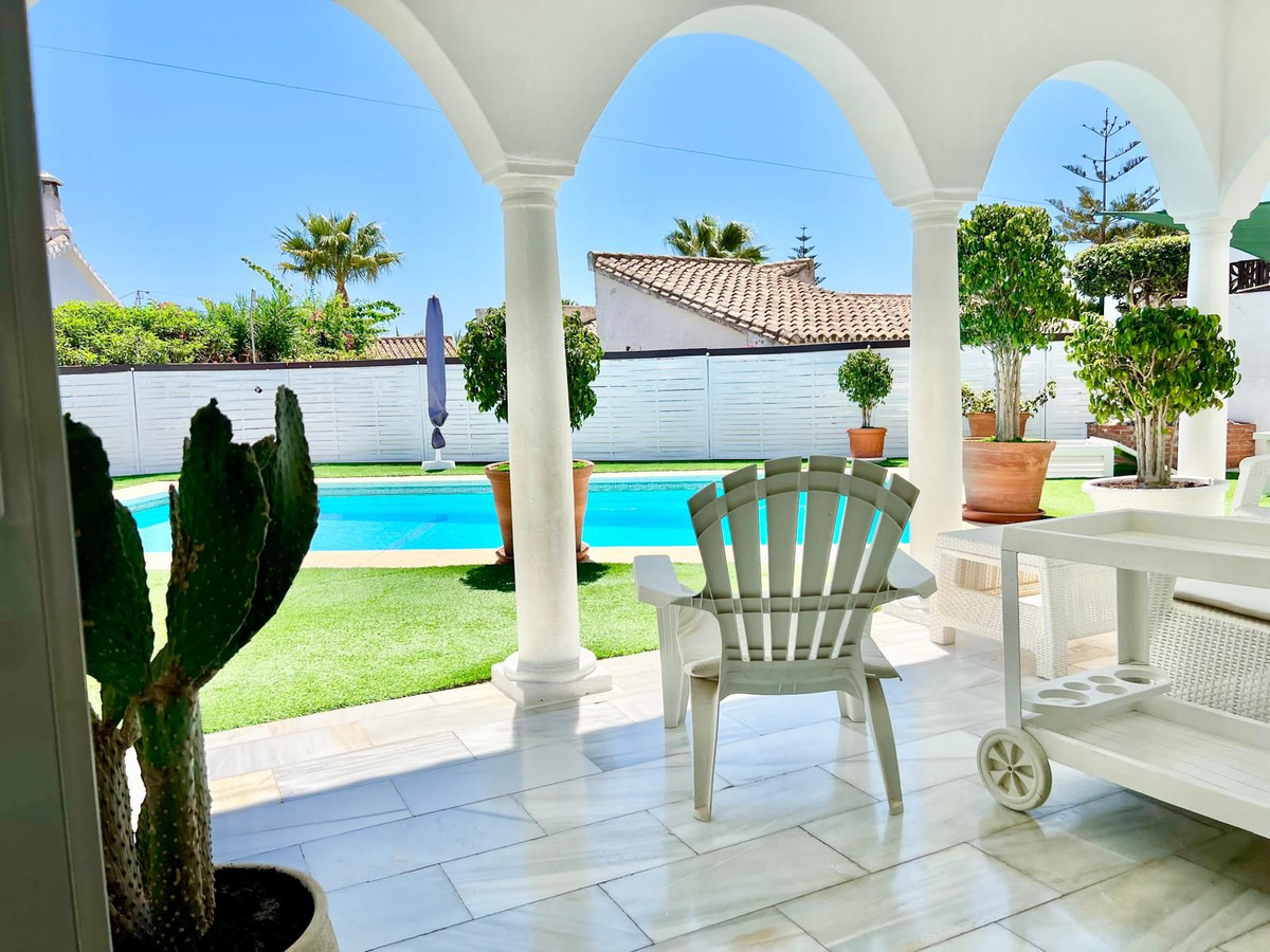 3 Bed Townhouse for sale in El Faro Costa Del Sol, Málaga, Spain