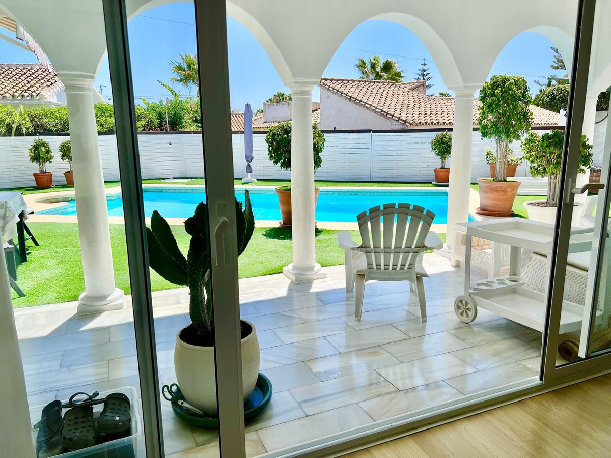 3 Bed Townhouse for sale in El Faro Costa Del Sol, Málaga, Spain