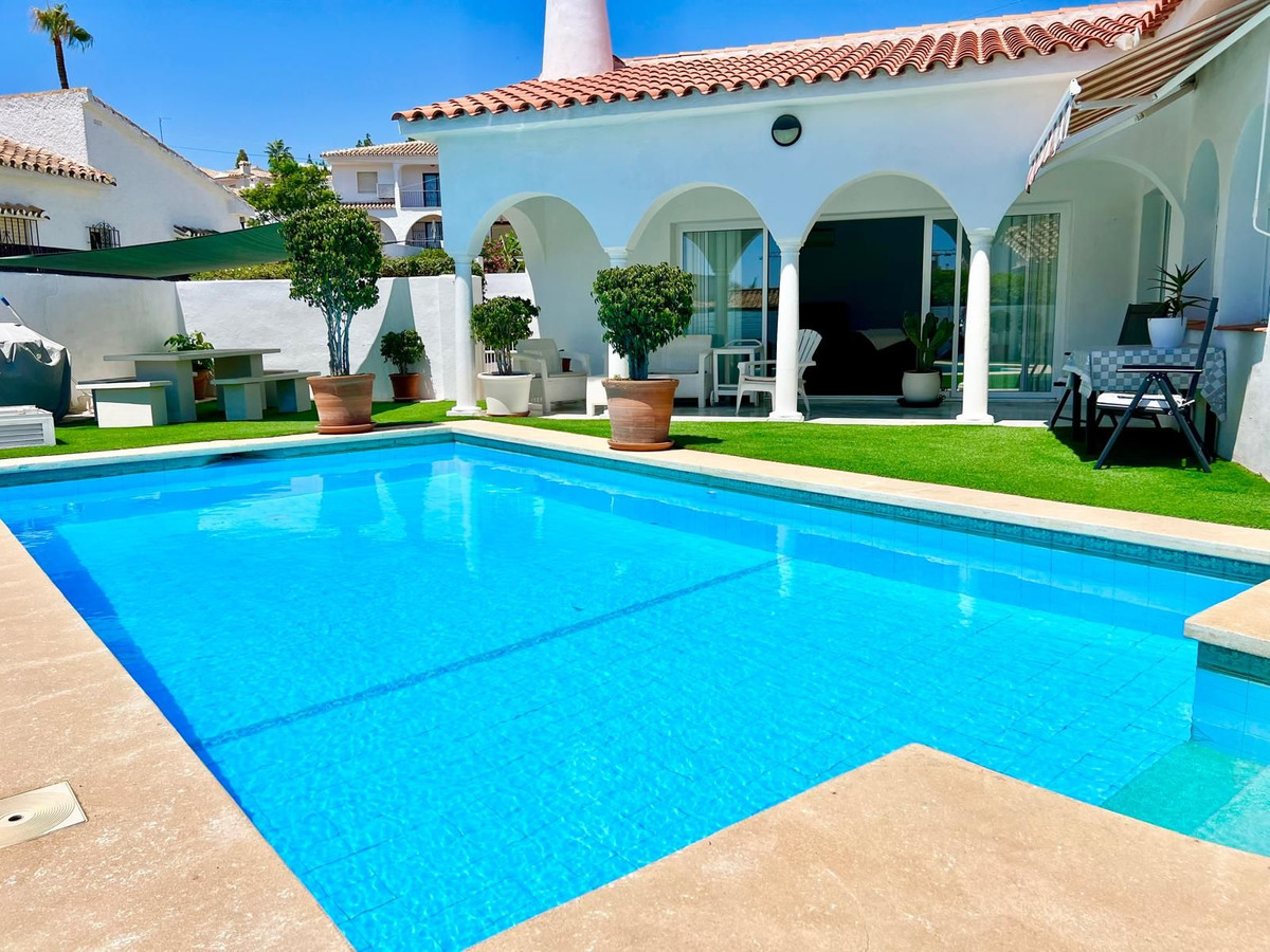 3 Bed Townhouse for sale in El Faro Costa Del Sol, Málaga, Spain