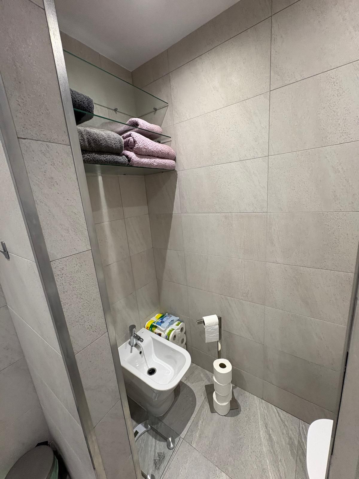 Se vende Apartamento Planta Baja de 2 dormitorios en Costa Del Sol, Málaga, España