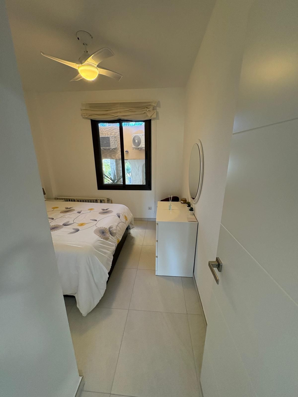 Se vende Apartamento Planta Baja de 2 dormitorios en Costa Del Sol, Málaga, España