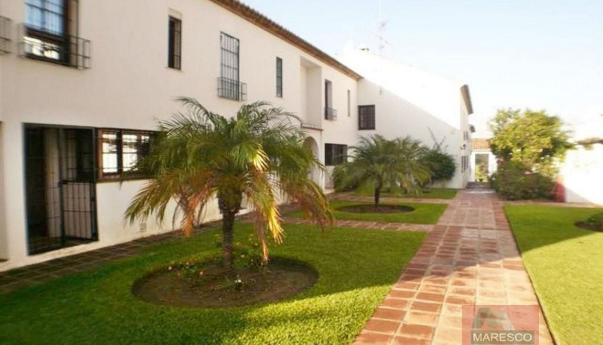 Se vende Pareada de 3 dormitorios en Costa Del Sol, Málaga, España