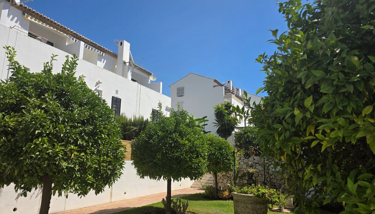 Se vende Pareada de 3 dormitorios en Costa Del Sol, Málaga, España
