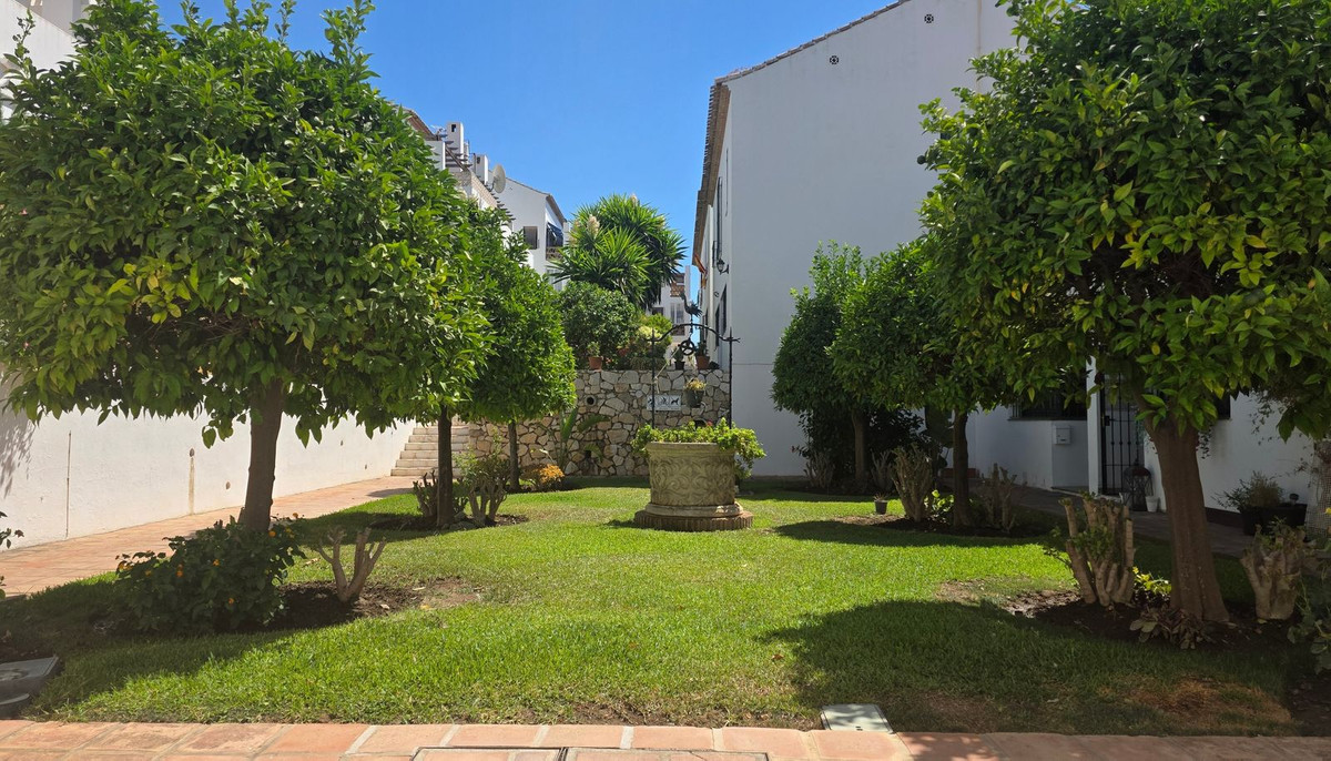 Se vende Pareada de 3 dormitorios en Costa Del Sol, Málaga, España