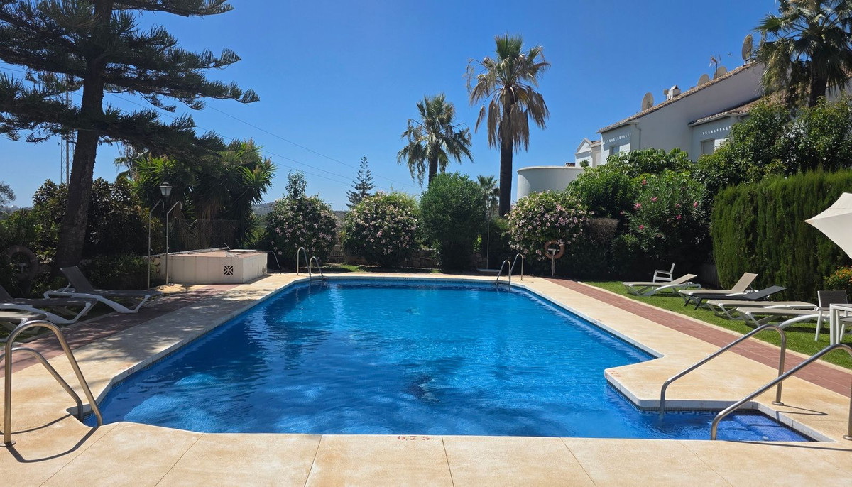 Se vende Pareada de 3 dormitorios en Costa Del Sol, Málaga, España