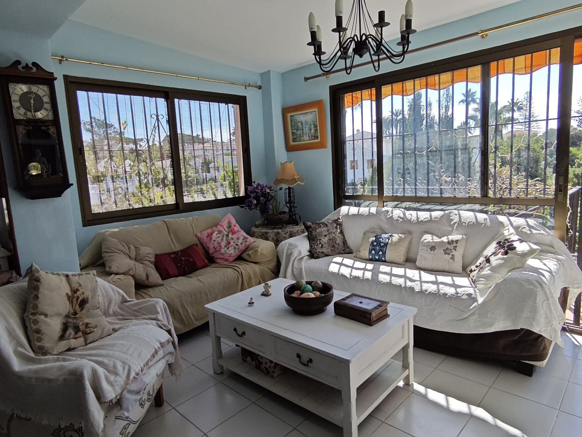Se vende Villa - Chalet de 3 dormitorios en Costa Del Sol, Málaga, España