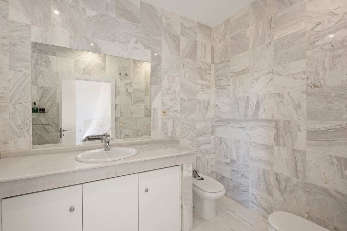 Se vende Apartamento Planta Baja de 2 dormitorios en Costa Del Sol, Málaga, España