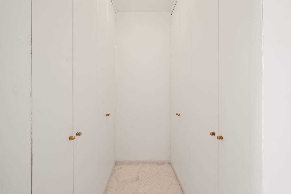 Se vende Apartamento Planta Baja de 2 dormitorios en Costa Del Sol, Málaga, España