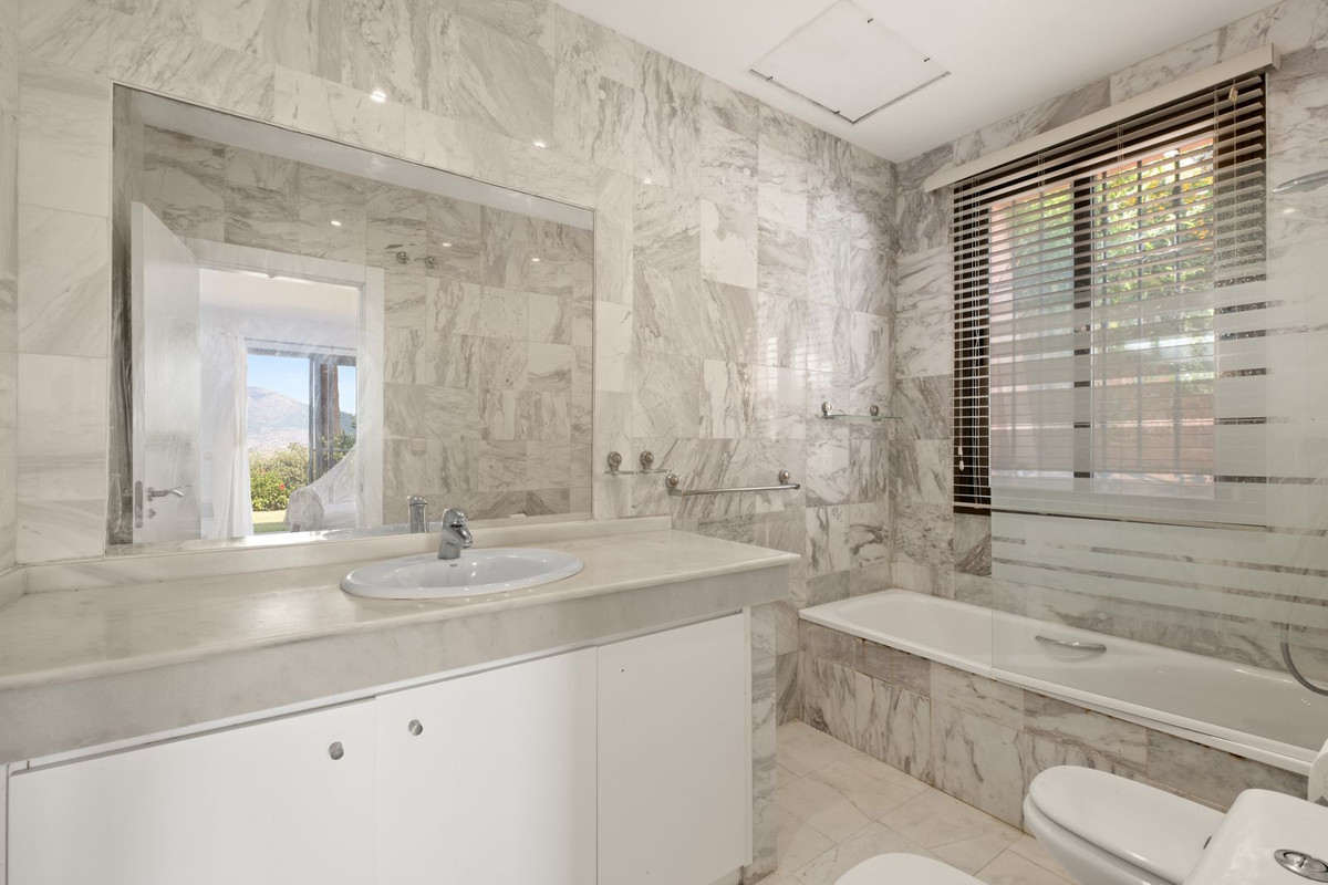 Se vende Apartamento Planta Baja de 2 dormitorios en Costa Del Sol, Málaga, España