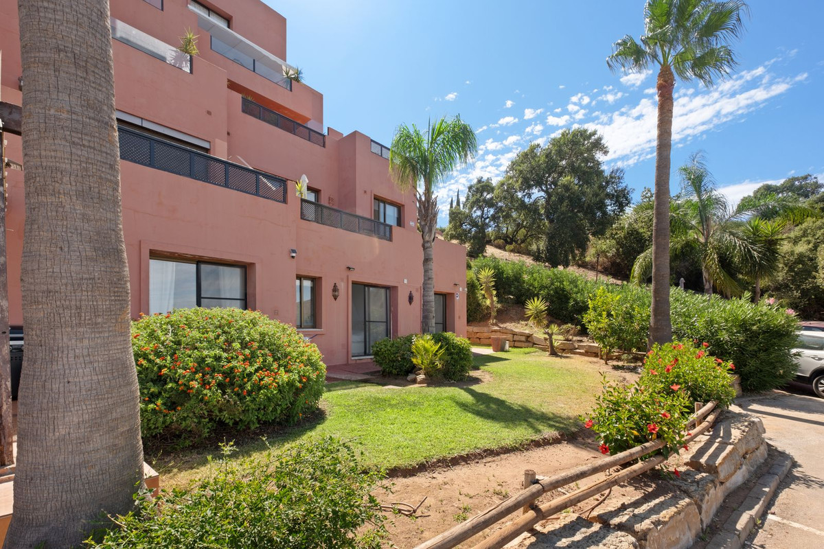 Se vende Apartamento Planta Baja de 2 dormitorios en Costa Del Sol, Málaga, España