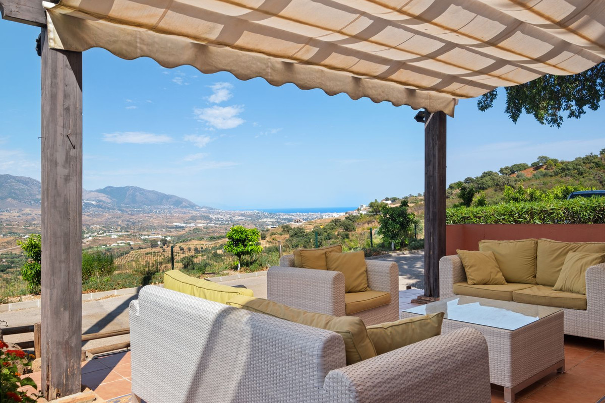 Se vende Apartamento Planta Baja de 2 dormitorios en Costa Del Sol, Málaga, España