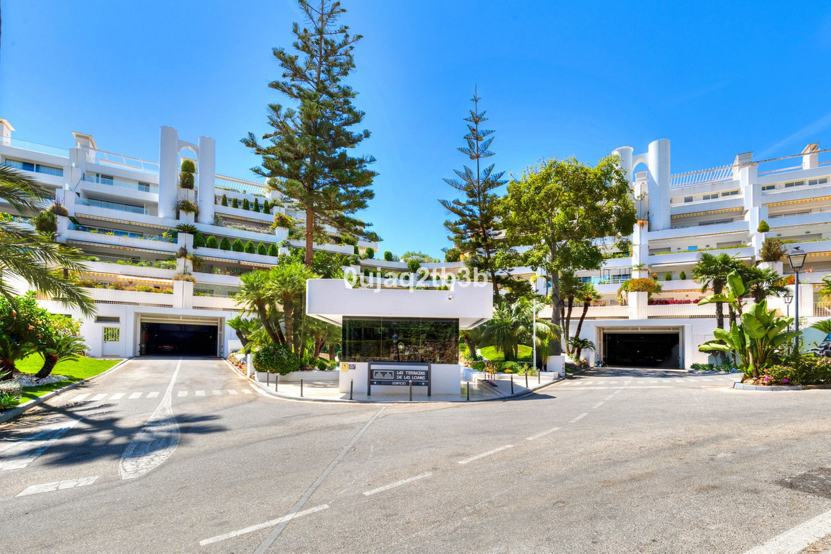 3 Bed Apartment for sale in Marbella Costa Del Sol, Málaga, Spain