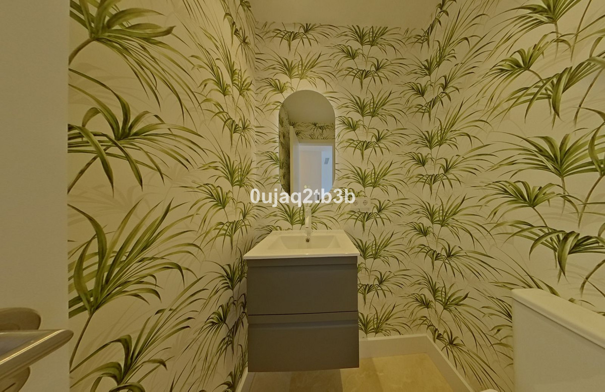 3 Bed Apartment for sale in Marbella Costa Del Sol, Málaga, Spain
