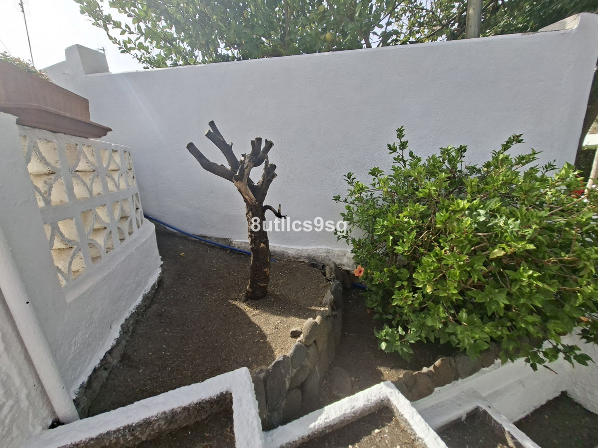 Se vende Villa - Chalet de 2 dormitorios en Costa Del Sol, Málaga, España