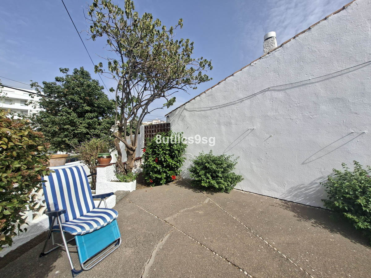 Se vende Villa - Chalet de 2 dormitorios en Costa Del Sol, Málaga, España