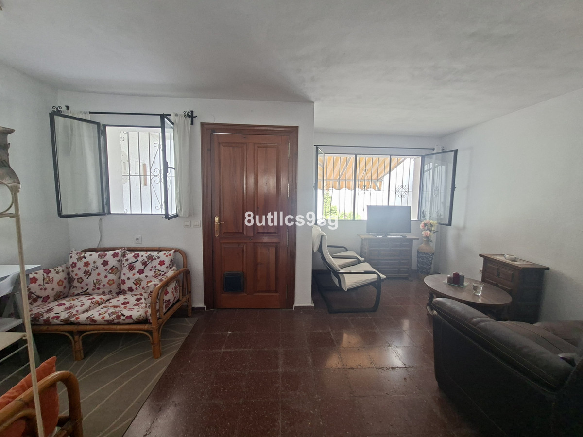 Se vende Villa - Chalet de 2 dormitorios en Costa Del Sol, Málaga, España