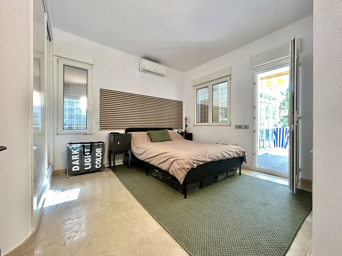 Se vende Villa - Chalet de 3 dormitorios en Costa Blanca, Alicante, España