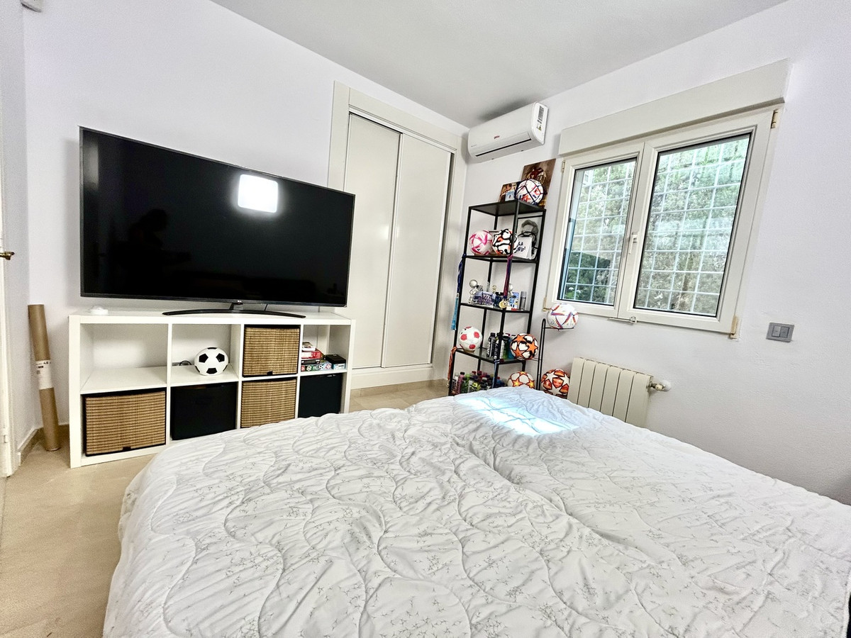 Se vende Villa - Chalet de 3 dormitorios en Costa Blanca, Alicante, España