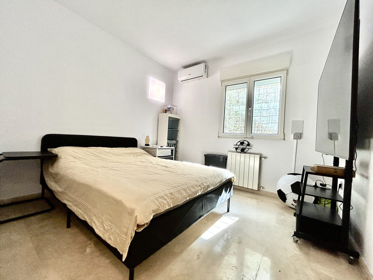 Se vende Villa - Chalet de 3 dormitorios en Costa Blanca, Alicante, España