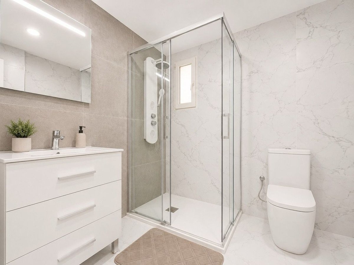 Se vende Villa - Chalet de 3 dormitorios en Costa Blanca, Alicante, España