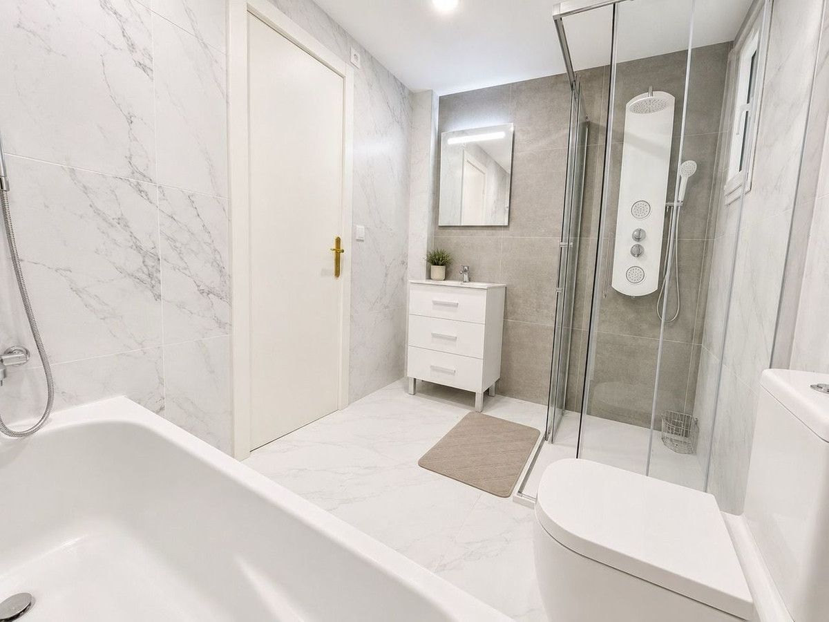 Se vende Villa - Chalet de 3 dormitorios en Costa Blanca, Alicante, España