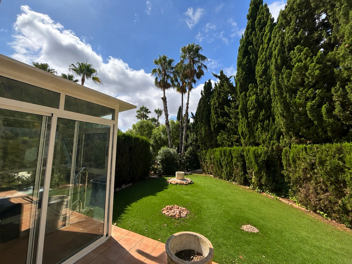 Se vende Villa - Chalet de 3 dormitorios en Costa Blanca, Alicante, España