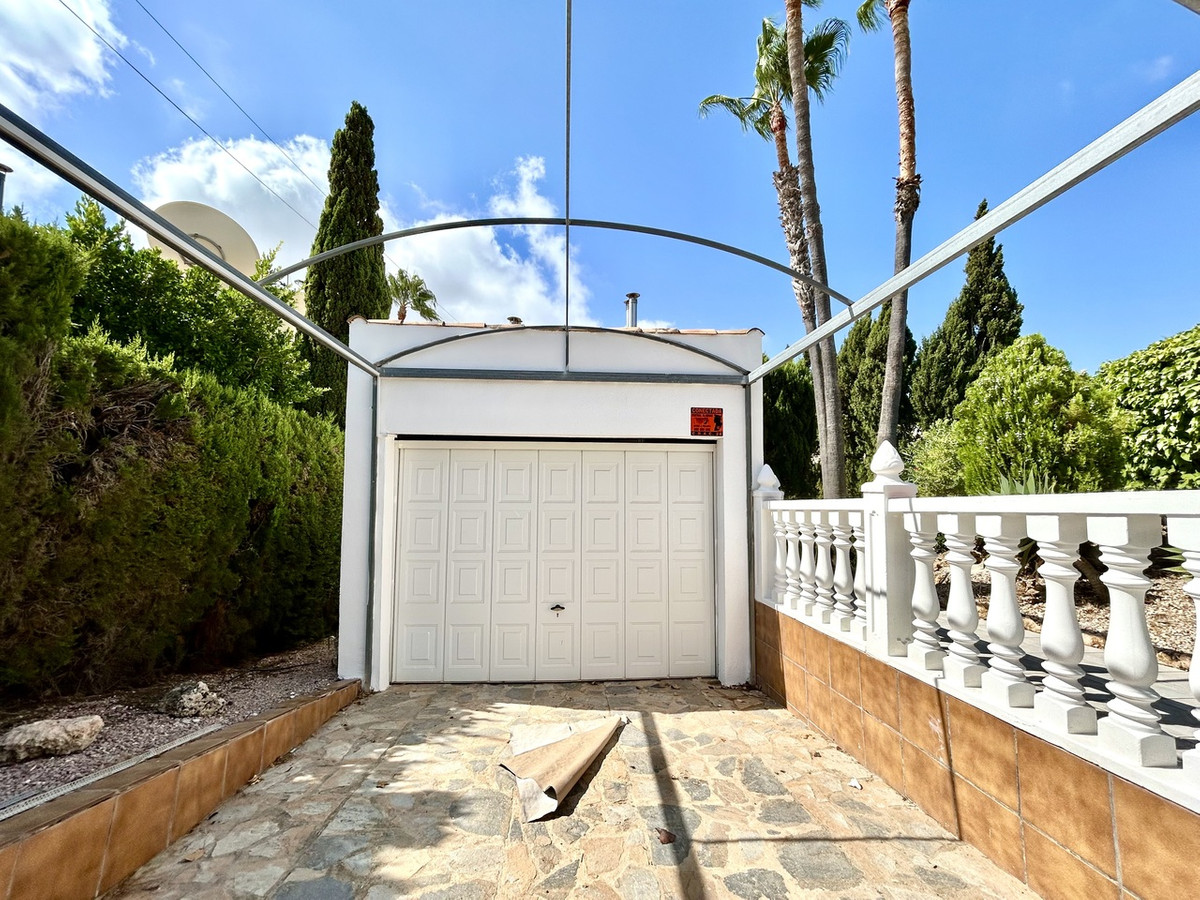 Se vende Villa - Chalet de 3 dormitorios en Costa Blanca, Alicante, España