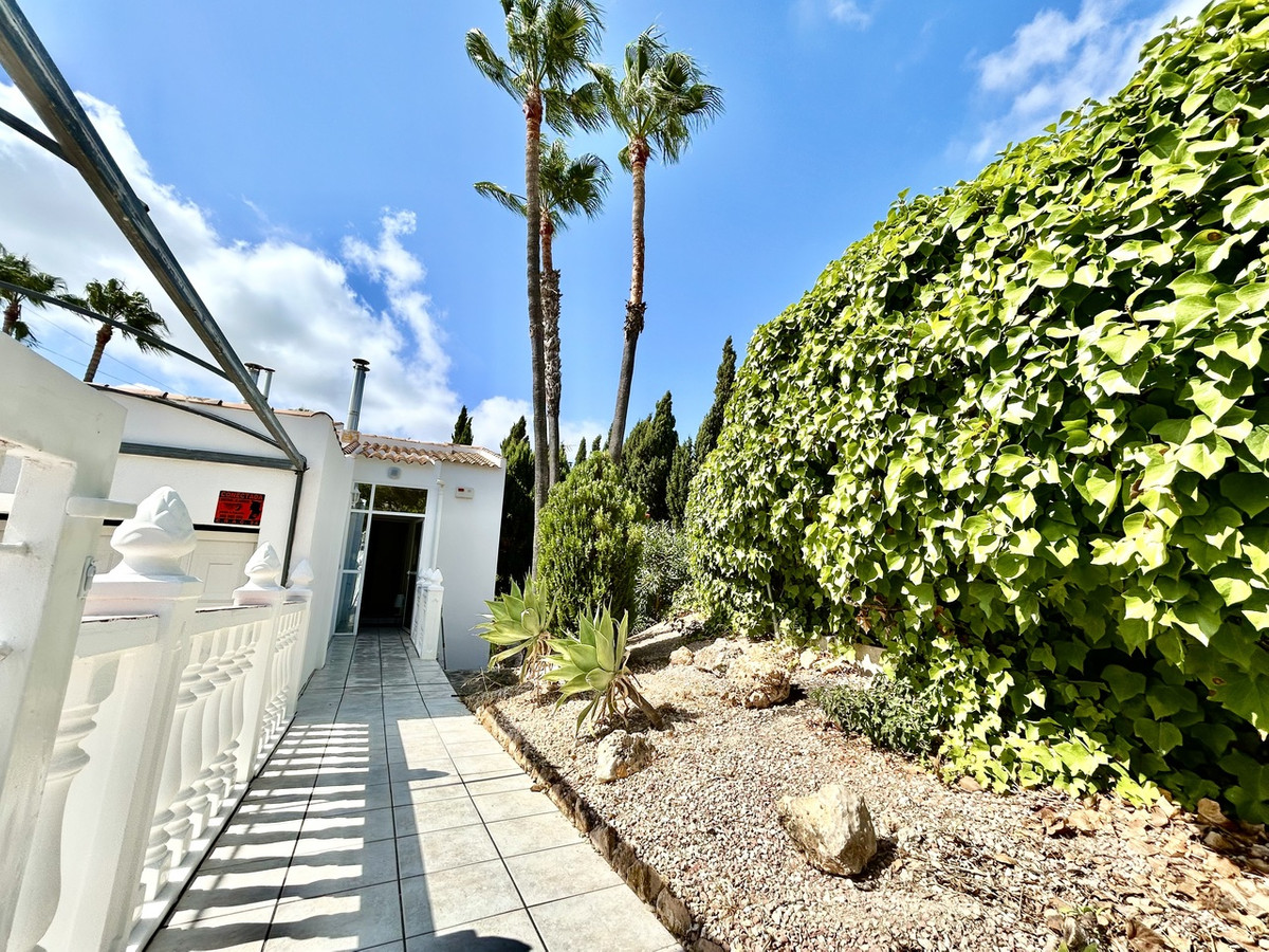 Se vende Villa - Chalet de 3 dormitorios en Costa Blanca, Alicante, España