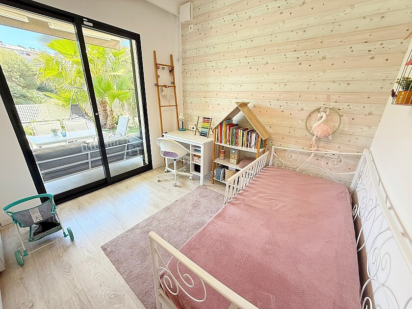 Se vende Villa - Chalet de 3 dormitorios en Costa Blanca, Alicante, España