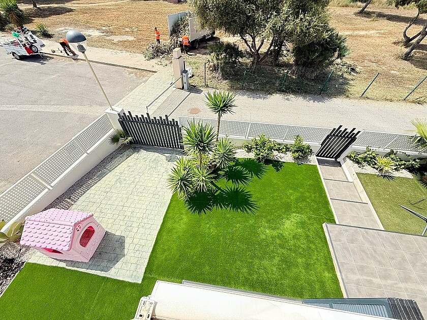 Se vende Villa - Chalet de 3 dormitorios en Costa Blanca, Alicante, España