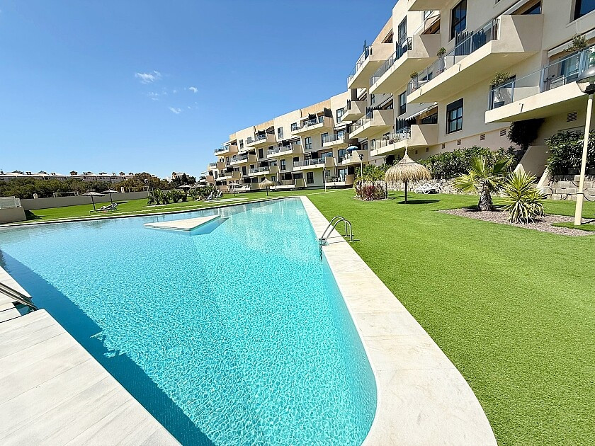 Se vende Villa - Chalet de 3 dormitorios en Costa Blanca, Alicante, España