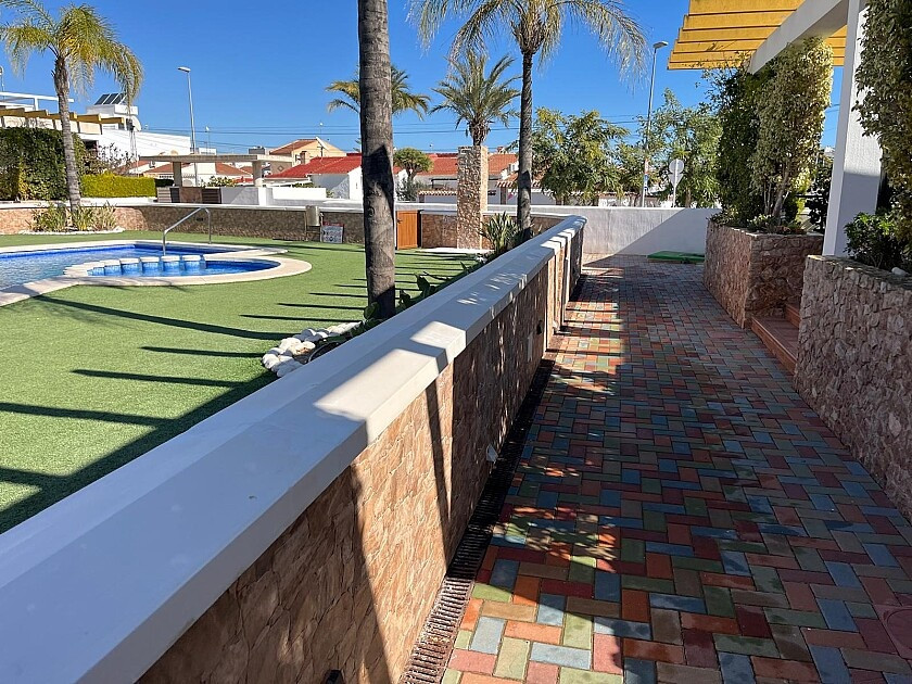 2 Bed Townhouse for sale in Mil Palmeras Costa Blanca, Alicante, Spain